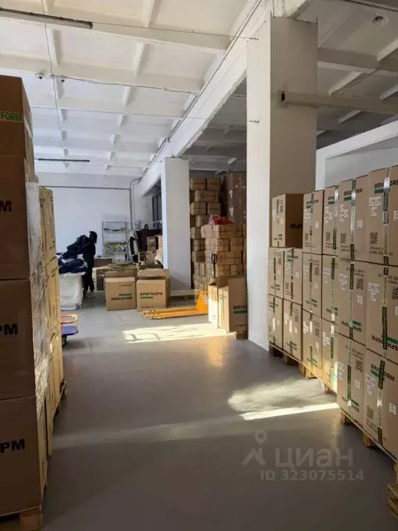 Склад в Красноярский край, Красноярск ул. Пограничников, 28 (350 м) - Фото 1