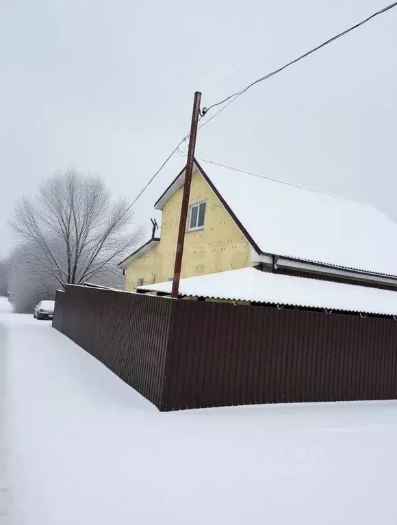 Дом в Тульская область, Дубенский район, Воскресенское с/пос, с. ... - Фото 1
