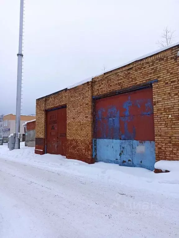 Помещение свободного назначения в Татарстан, Нижнекамск просп. ... - Фото 1