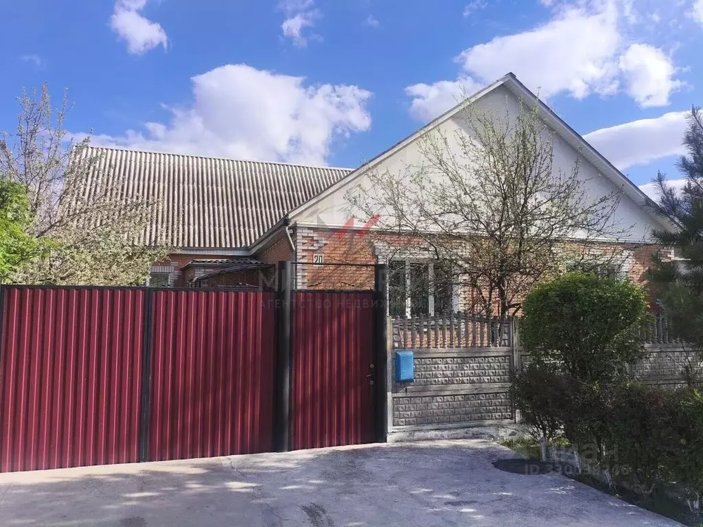Дом в Хакасия, Черногорск ул. Мира (150 м) - Фото 1
