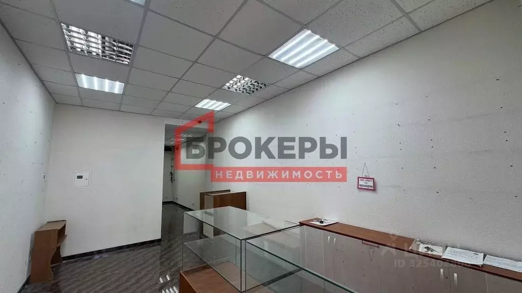 Помещение свободного назначения в Севастополь ул. Ленина, 19 (40 м) - Фото 2