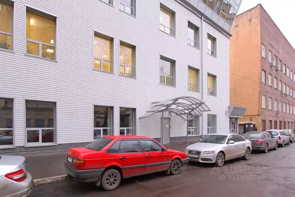 Офис в Москва ул. Крымский Вал, 3С2 (390 м) - Фото 1