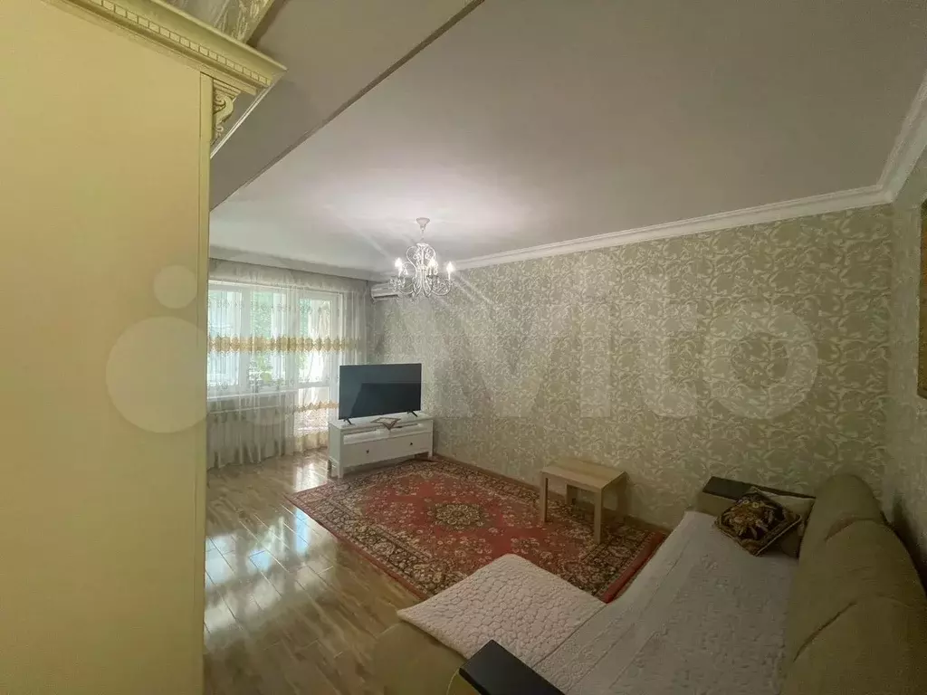 1-к. квартира, 35 м, 4/5 эт. - Фото 0