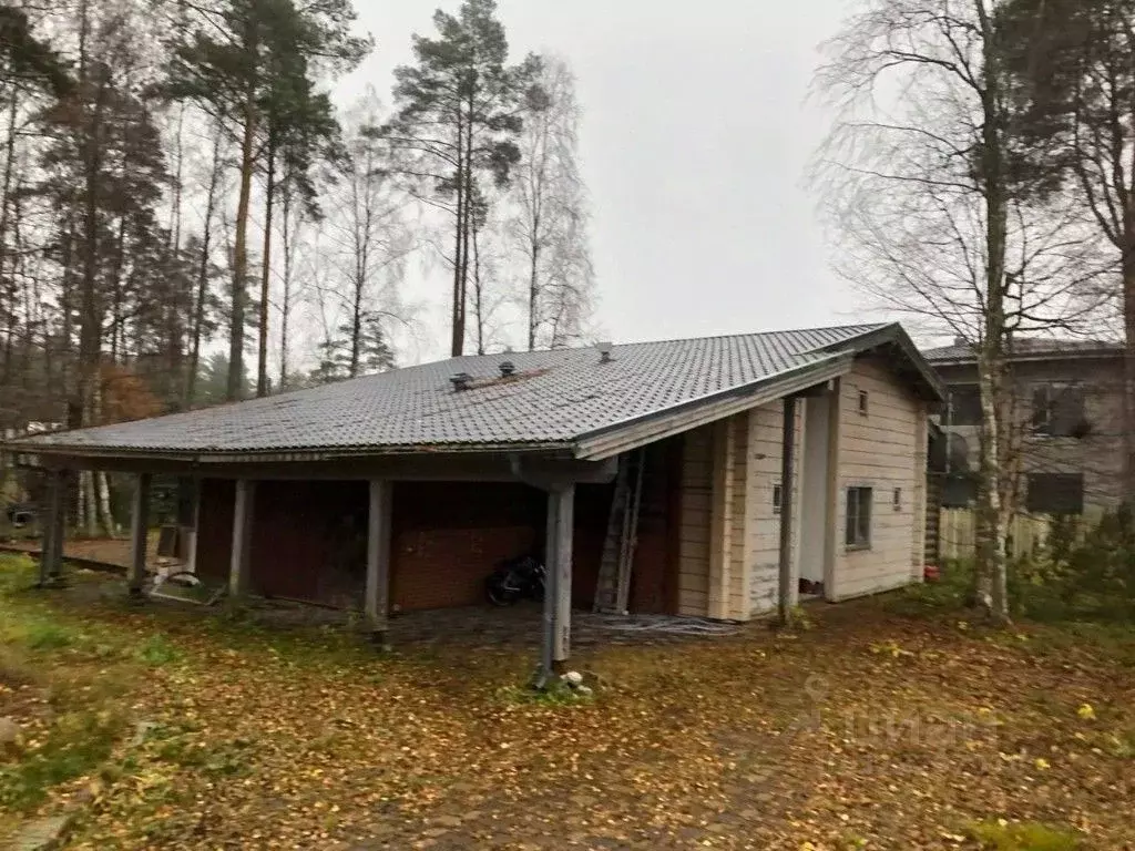 Дом в Ленинградская область, Выборгский район, Полянское с/пос, пос. ... - Фото 1