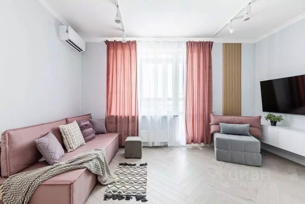 1-к кв. Татарстан, Казань ул. Мансура Хасанова, 13А (32.0 м) - Фото 1