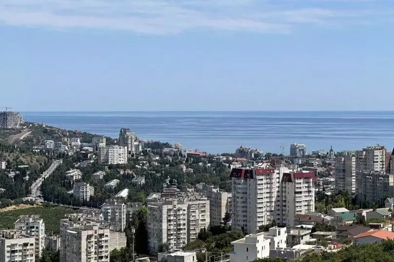 1-к кв. Крым, Алушта ул. 60 лет СССР, 29 (44.0 м) - Фото 1