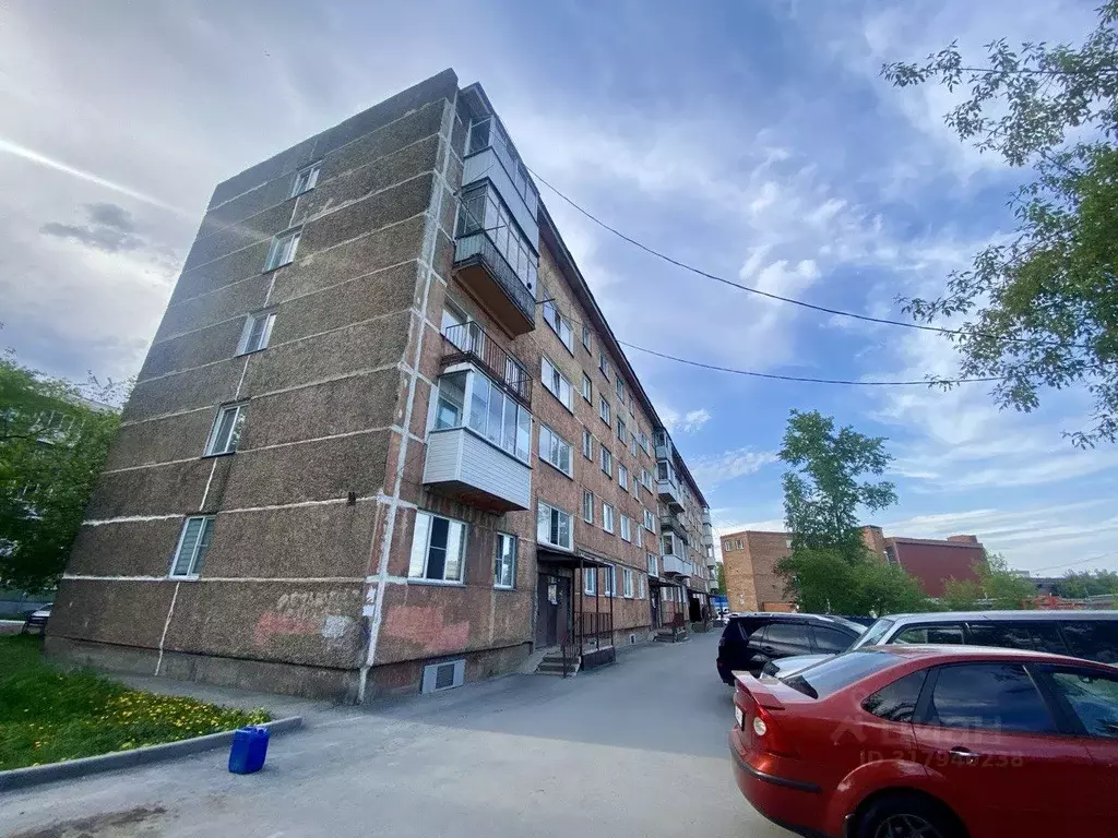 3-к кв. Новосибирская область, Новосибирск ул. Лазарева, 9 (58.7 м) - Фото 1