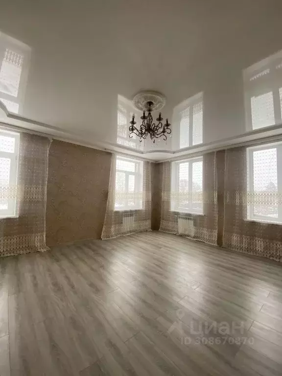 Коттедж в Челябинская область, Челябинск ул. Ленина, 60 (255 м) - Фото 1