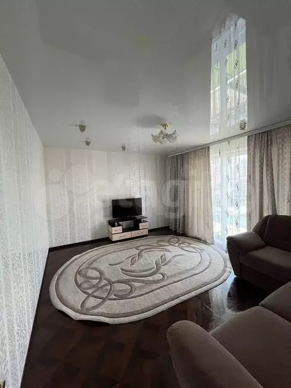 2-к. квартира, 60 м, 8/18 эт. - Фото 0