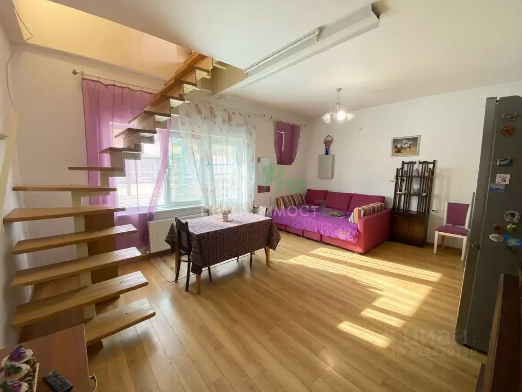 Дом в Краснодарский край, Ейск ул. Строителей (257 м) - Фото 1