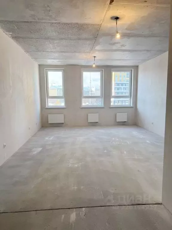 Студия Свердловская область, Екатеринбург ул. Монтерская, 8/2 (34.9 м) - Фото 1