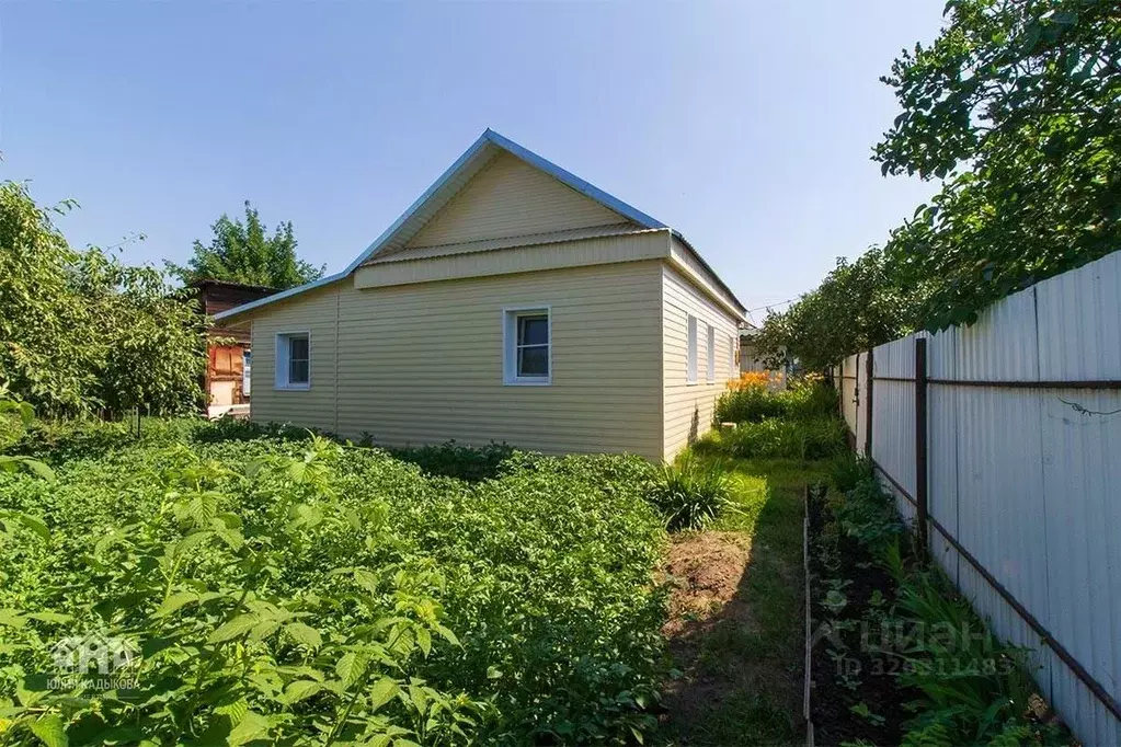 Дом в Алтайский край, Бийск ул. Чарльза Дарвина (53 м) - Фото 1