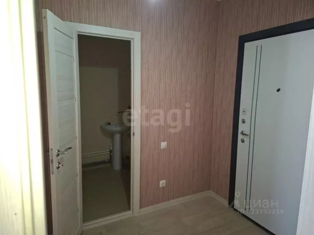 1-к кв. Курская область, Курск ул. Вадима Кирпиченко, 2А (35.8 м) - Фото 2