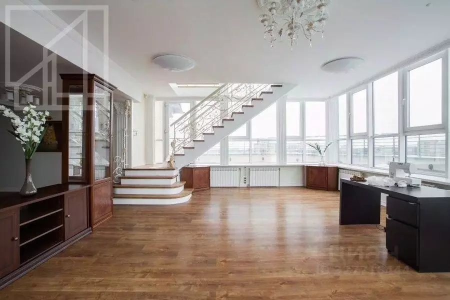 5-к кв. Москва Минская ул., 1ГК1 (337.0 м) - Фото 1