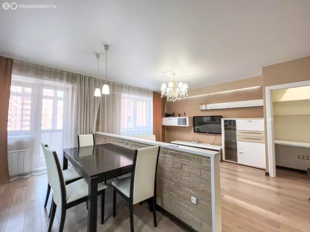 3-комнатная квартира: Иркутск, улица Дыбовского, 8/2 (83.1 м) - Фото 1