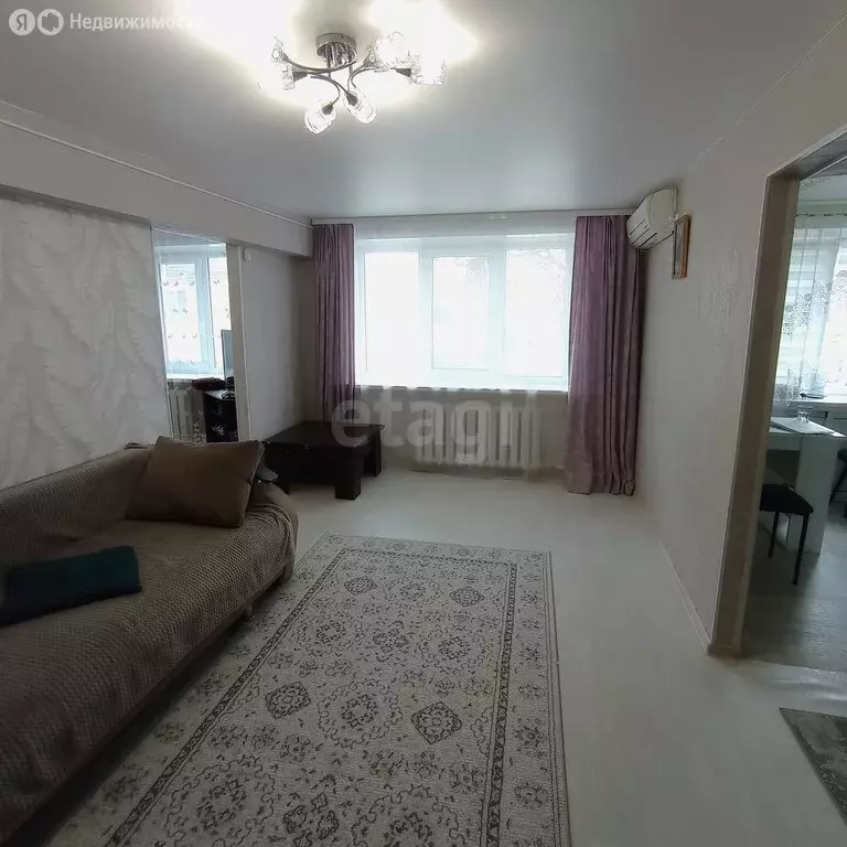 3-комнатная квартира: Краснослободск, микрорайон Опытной станции ВИР, ... - Фото 2