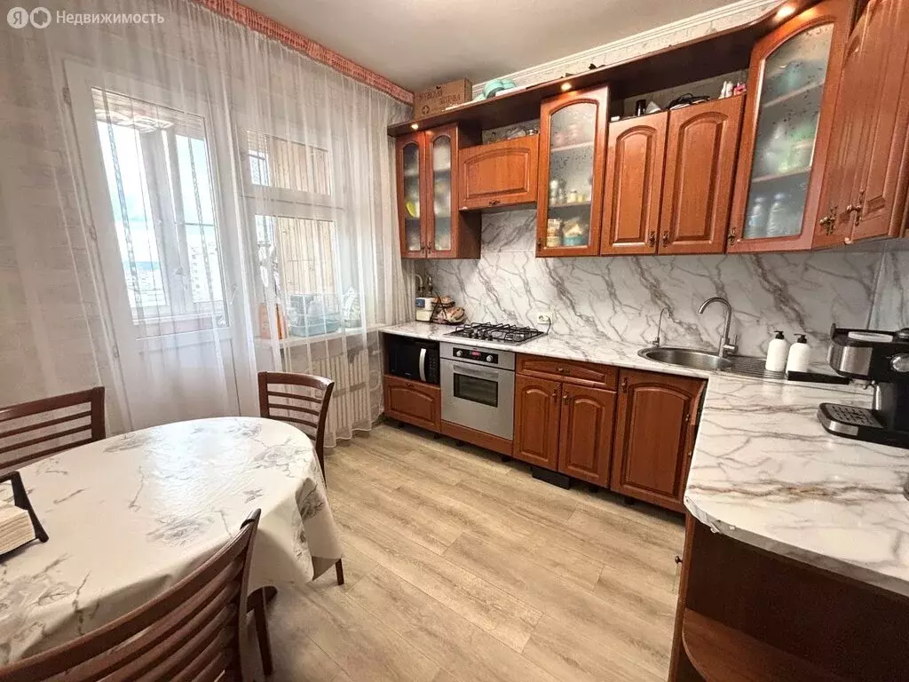 3-комнатная квартира: Казань, улица Хайдара Бигичева, 9 (67 м) - Фото 2