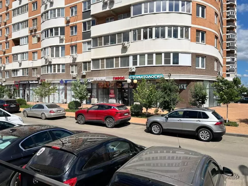 Помещение в центре микрорайона, 45.9 м - Фото 0