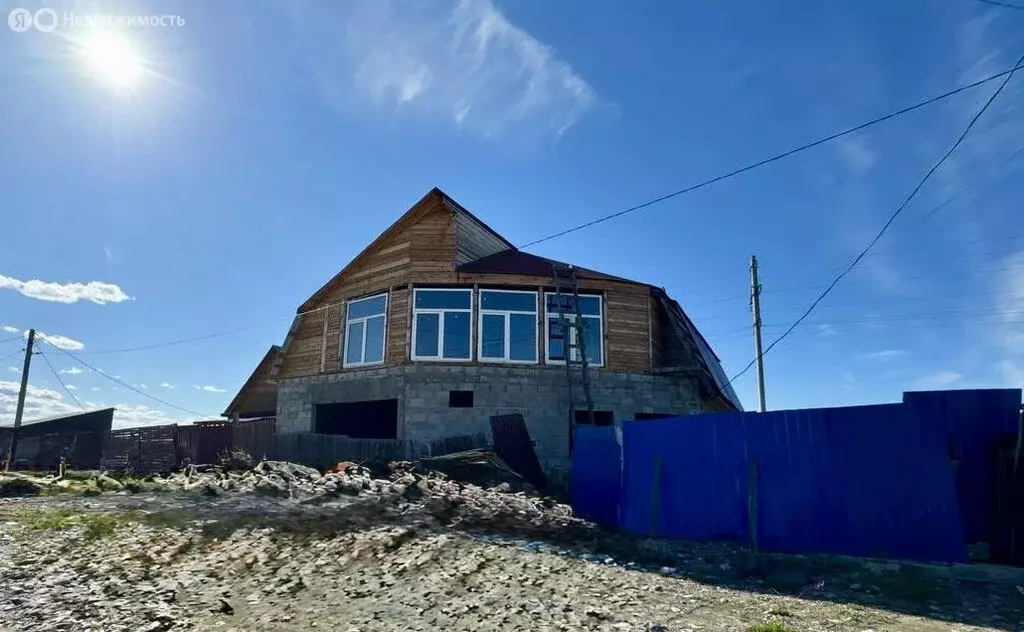 Дом в село Баклаши, Кедровая улица (250 м) - Фото 0