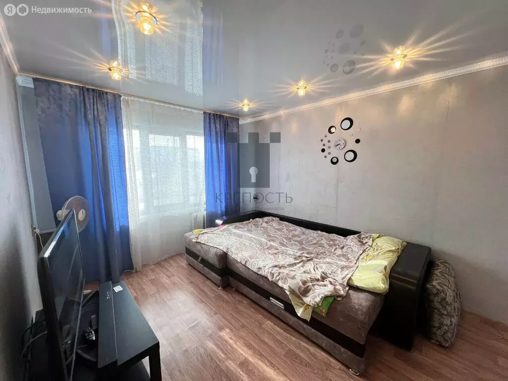 3-комнатная квартира: Мелеуз, улица 50 лет ВЛКСМ, 33 (49.1 м) - Фото 1