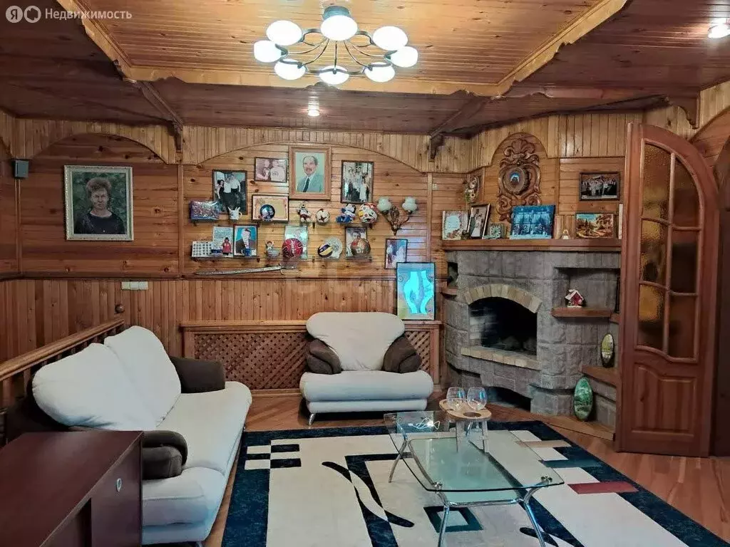 Дом в Россошь, 1-й проезд Чкалова (408.9 м) - Фото 2