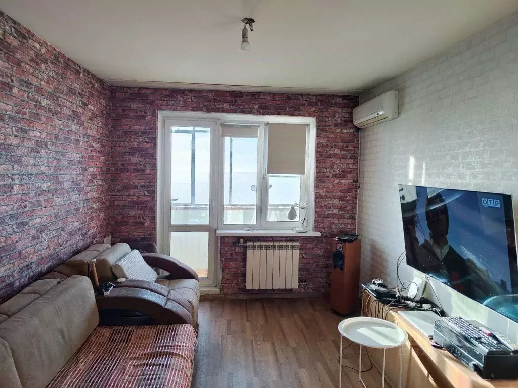 1-к кв. Челябинская область, Челябинск Новороссийская ул., 80 (33.3 м) - Фото 1