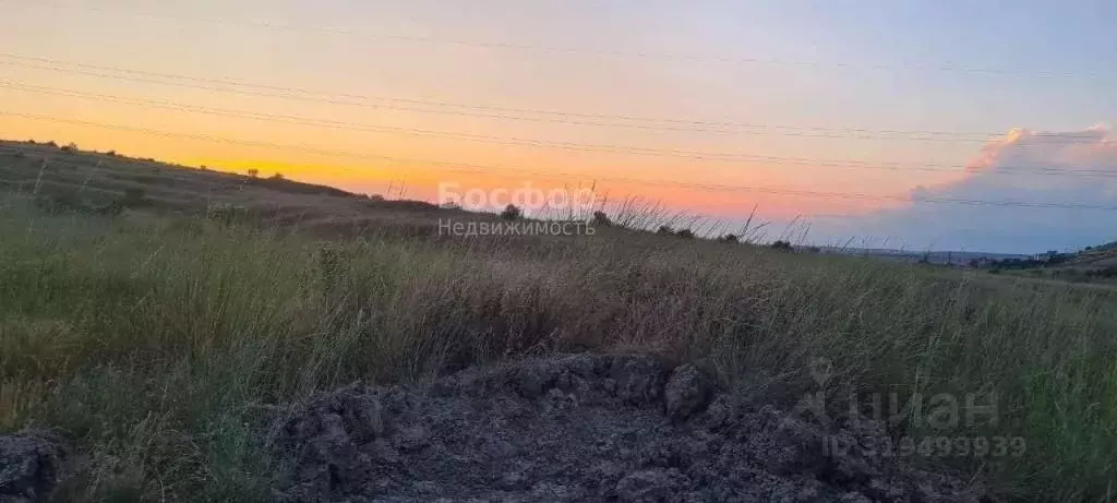Участок в Крым, Феодосия ул. Интернациональная (6.0 сот.) - Фото 0