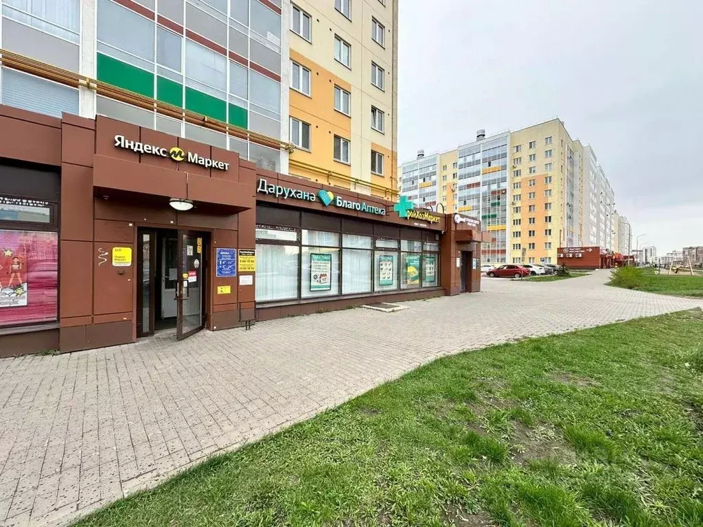 Помещение свободного назначения в Татарстан, Набережные Челны ул. ... - Фото 1