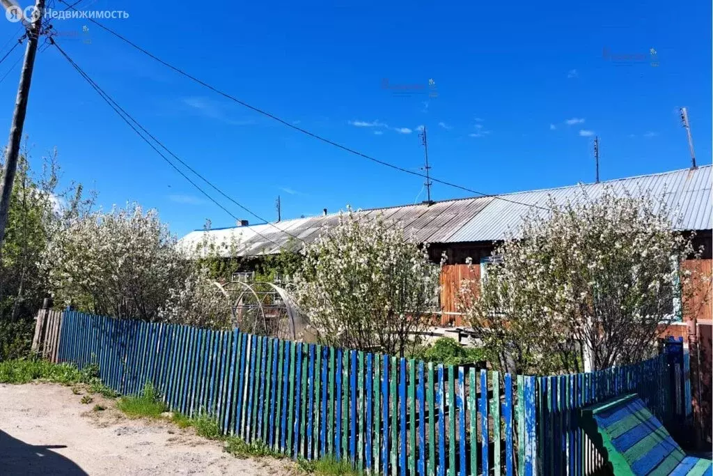 Дом в посёлок Монетный, Берёзовская улица, 60 (155 м) - Фото 1