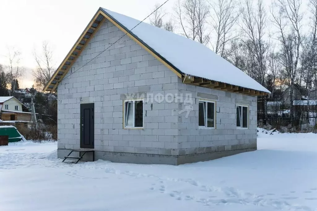 Дом в Новосибирск, садовое товарищество Труд (50 м) - Фото 0