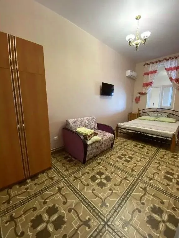 3-к кв. Крым, Феодосия ш. Керченское, 76А (100.0 м) - Фото 1