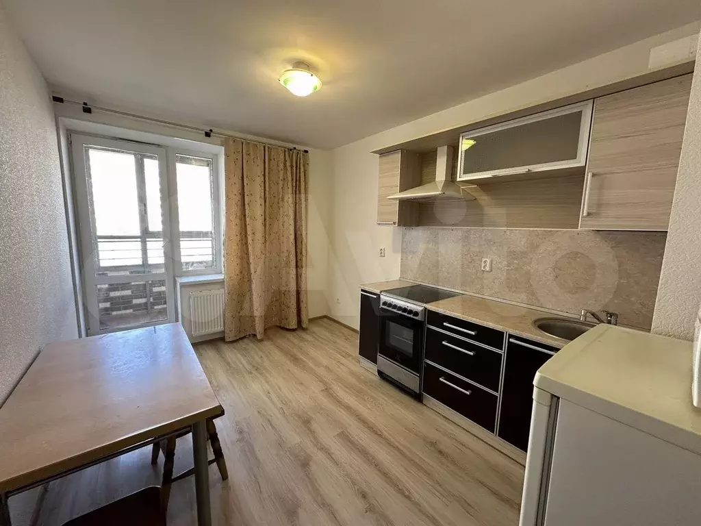 1-к. квартира, 42 м, 7/24 эт. - Фото 0