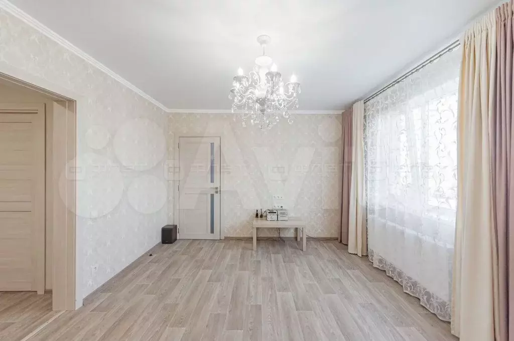 3-к. квартира, 76,4 м, 1/3 эт. - Фото 0