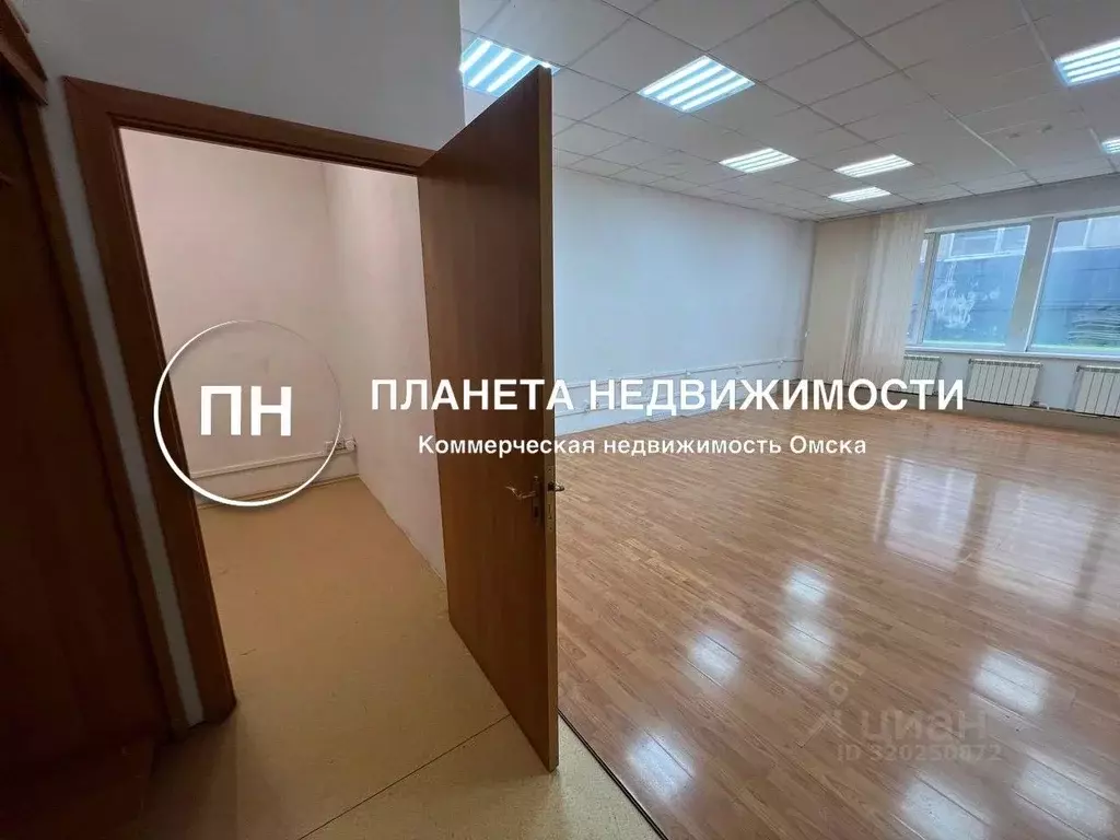 Офис в Омская область, Омск просп. Карла Маркса, 18к10 (55 м) - Фото 1