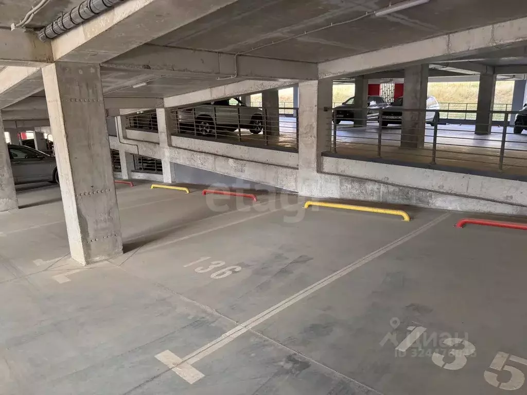 Гараж в Крым, Симферопольский район, с. Мирное ул. Крымской Весны (13 ... - Фото 1