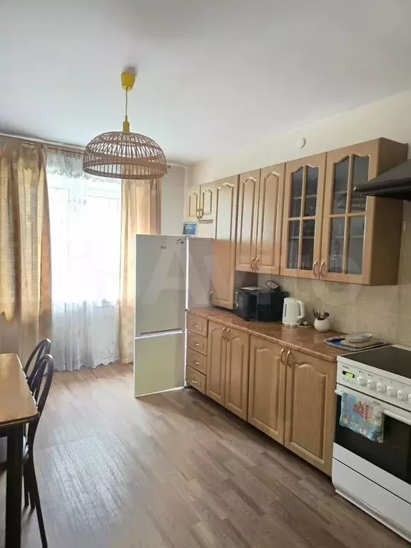 2-к. квартира, 74 м, 1/5 эт. - Фото 1