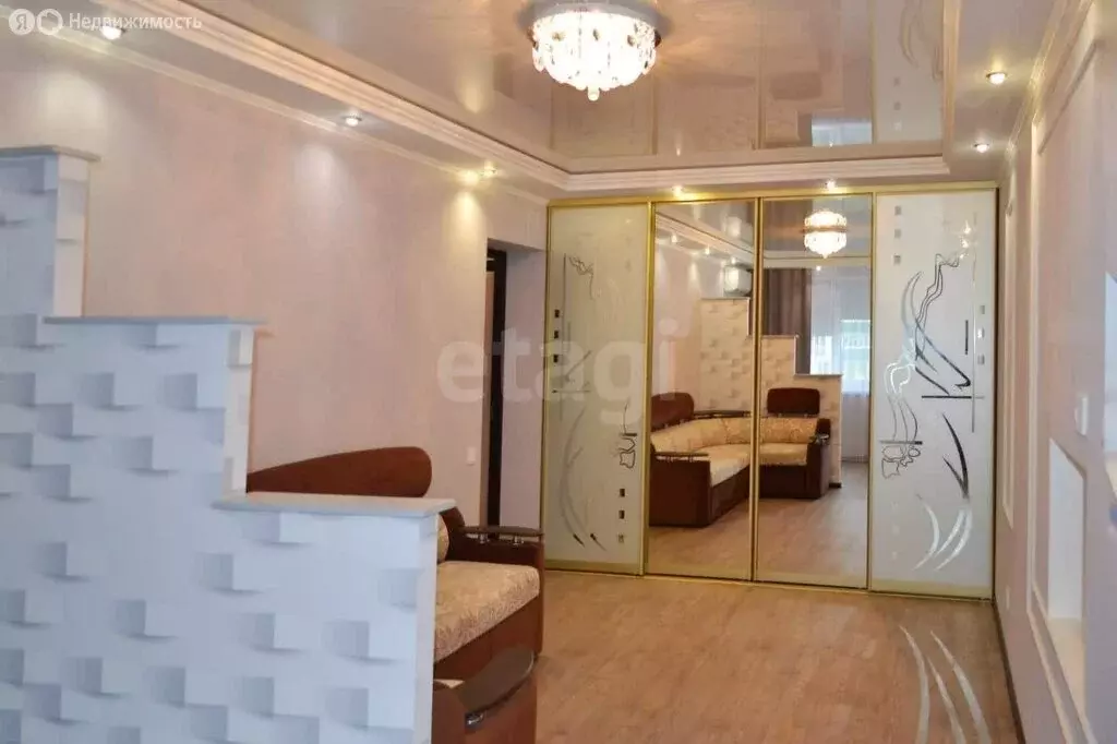 2-комнатная квартира: Саратов, Техническая улица, 5 (61 м) - Фото 0