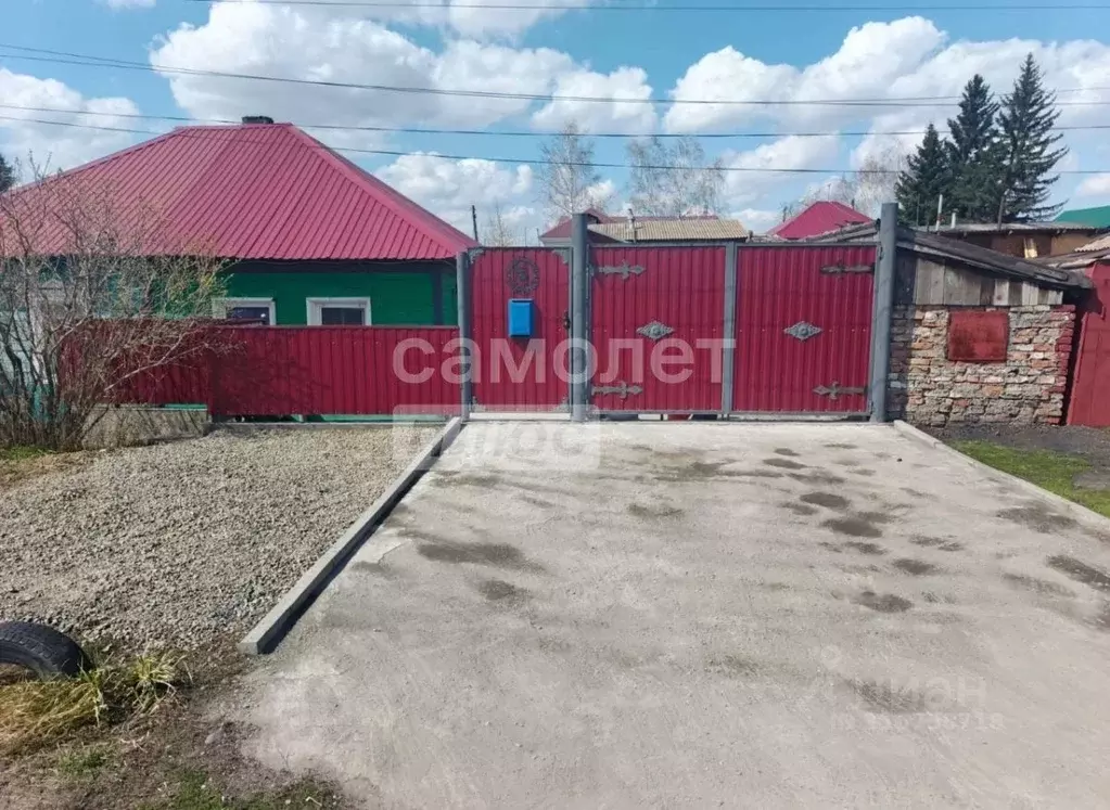 Дом в Алтайский край, Бийск ул. Михаила Калинина (40 м) - Фото 0