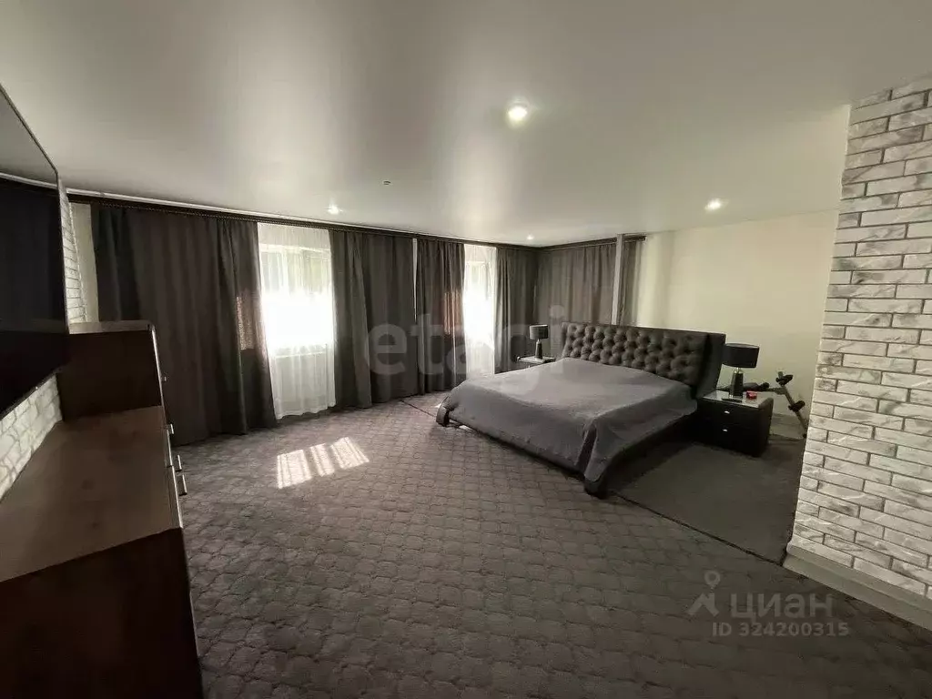 Дом в Брянская область, Брянск Пионерская ул. (140 м) - Фото 1