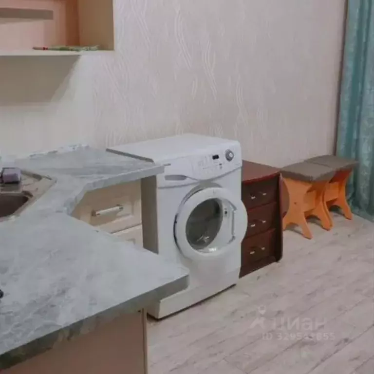 Комната Татарстан, Зеленодольск ул. Комарова, 8 (13.0 м) - Фото 1