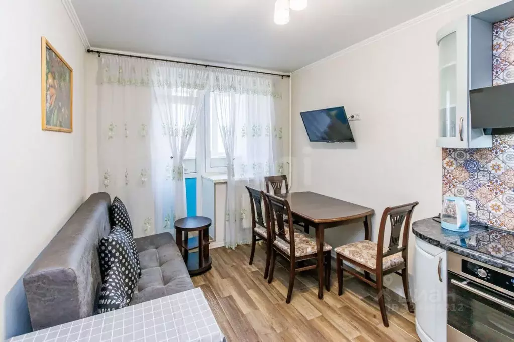 1-к кв. Тюменская область, Тюмень ул. Мельникайте, 138А/1 (40.9 м) - Фото 1