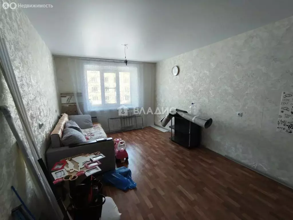 1к в 8-комнатной квартире (18.3 м) - Фото 2