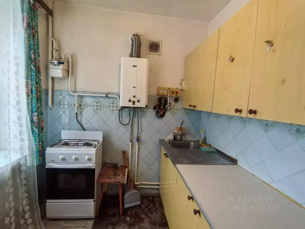 3-к кв. Ростовская область, Шахты Текстильная ул., 9 (61.7 м) - Фото 2