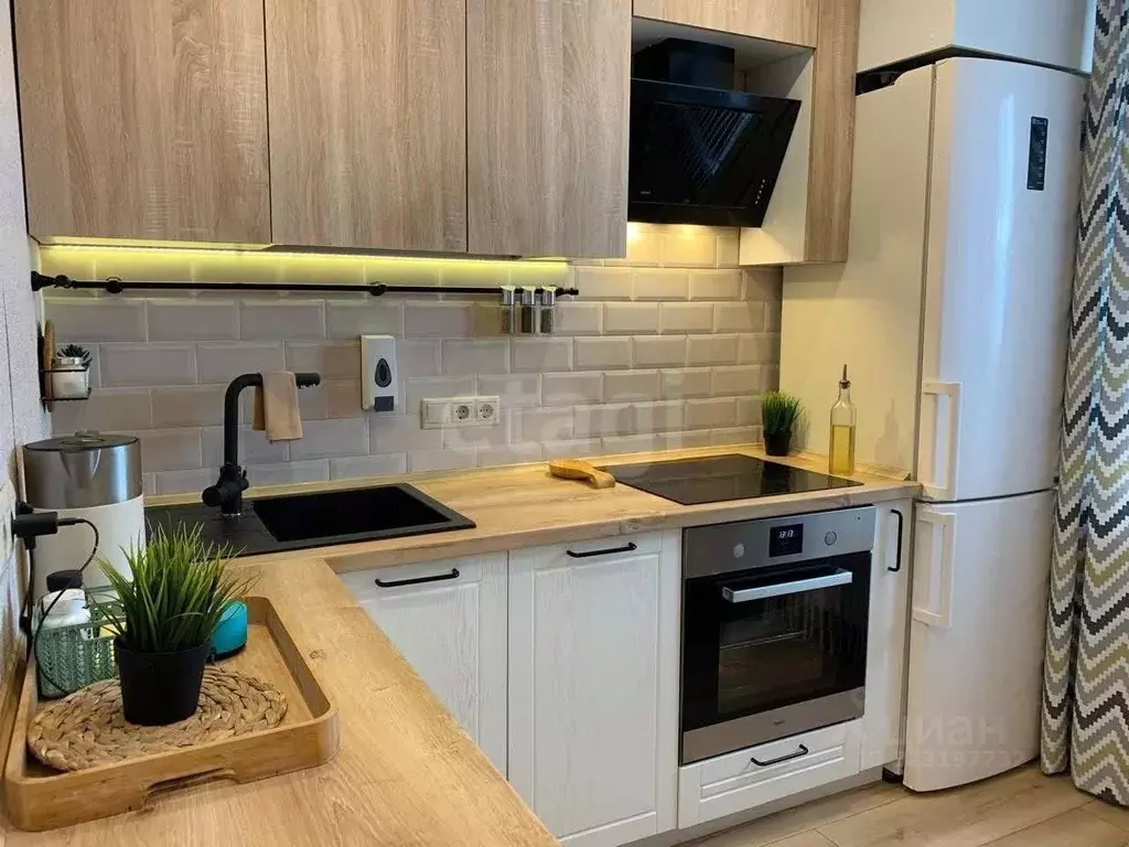 2-к кв. Удмуртия, Ижевск ул. А.Н. Сабурова, 17 (50.0 м) - Фото 2