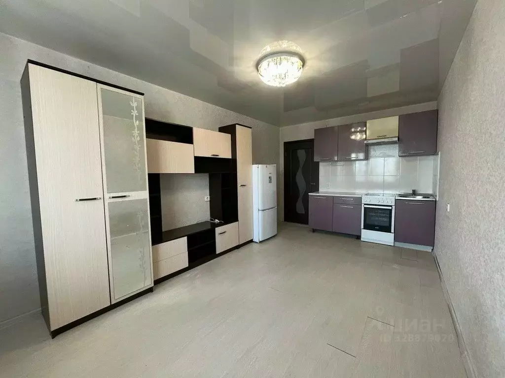 Студия Кировская область, Киров ул. Азина, 17 (25.0 м) - Фото 1