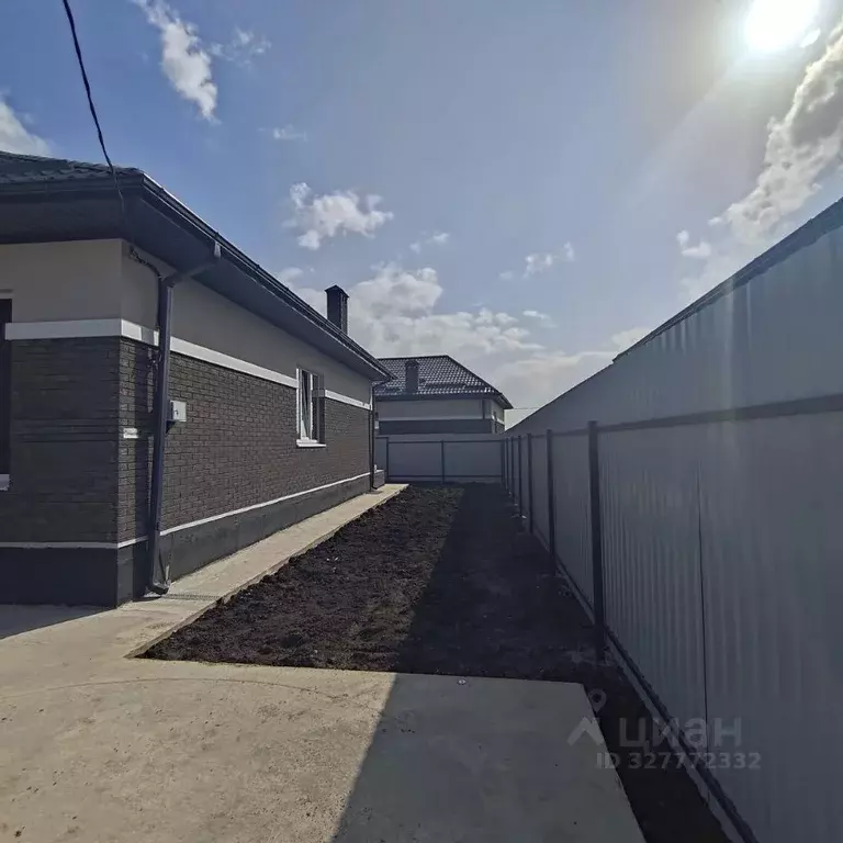 Дом в Адыгея, Тахтамукайский район, Энемское городское поселение, ... - Фото 2