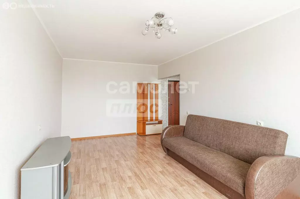 1-комнатная квартира: Омск, улица Завертяева, 9к6 (35 м) - Фото 1