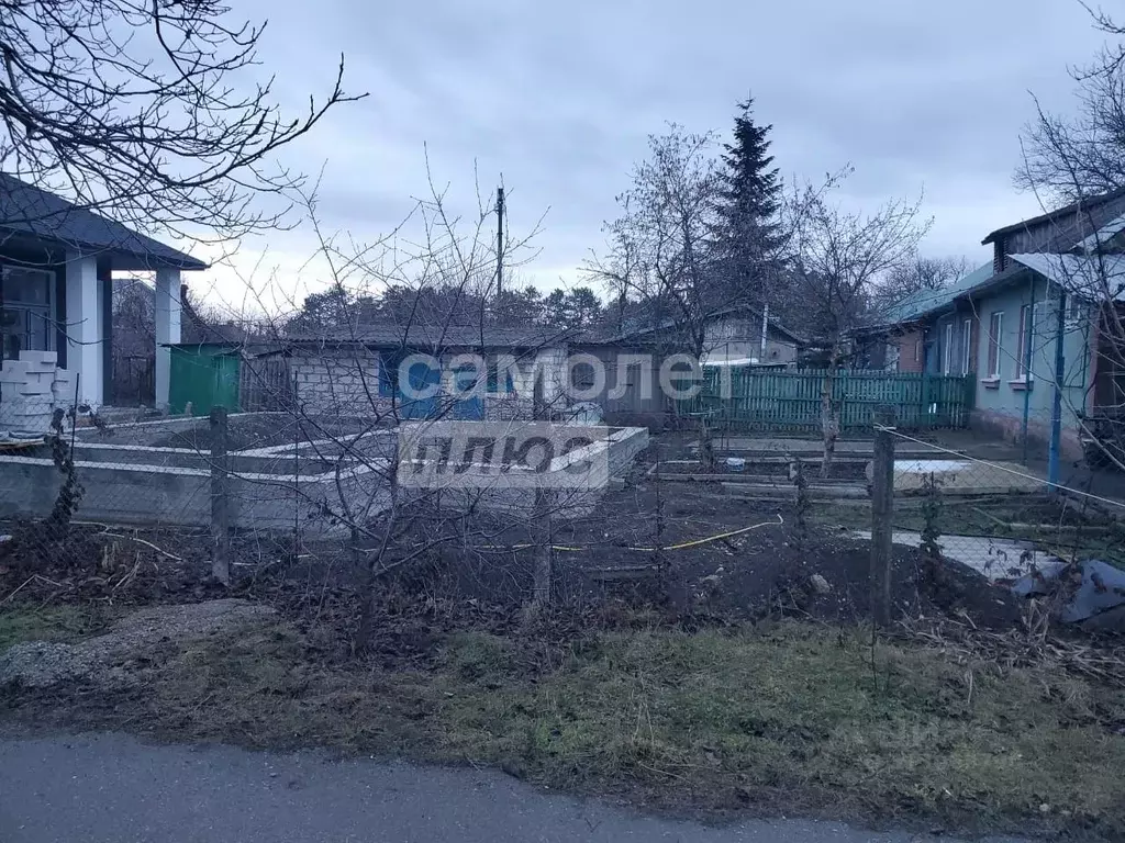 Участок в Ставропольский край, Железноводск городской округ, пос. ... - Фото 0