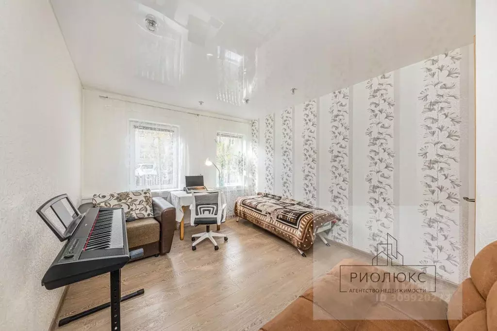 Дом в Челябинская область, Копейск Коркинская ул., 8 (58 м) - Фото 2