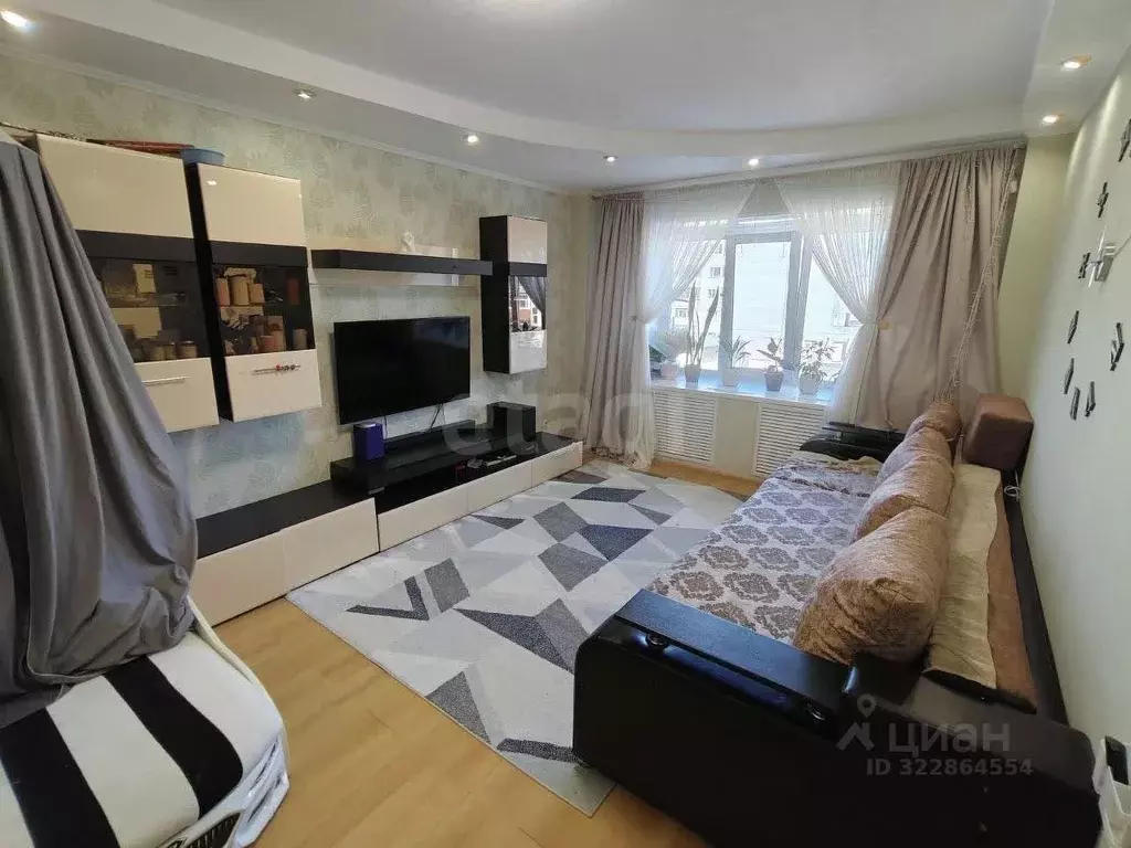 2-к кв. Ханты-Мансийский АО, Сургут Ленинградская ул., 17 (58.8 м) - Фото 1